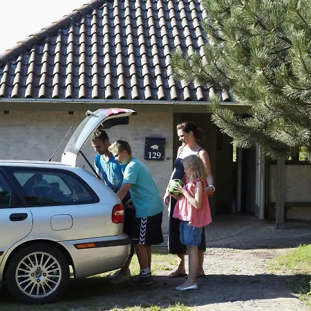 5 Person Holiday On A In Hébergement de vacances *