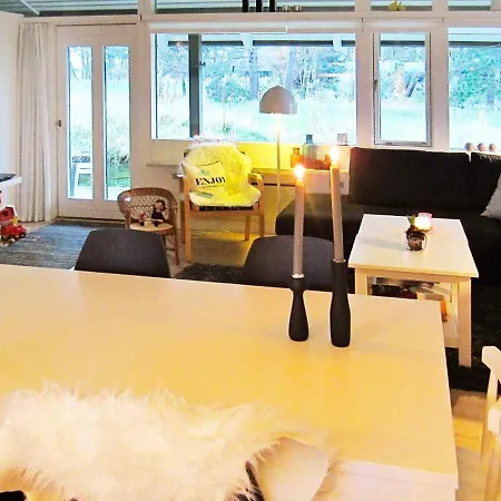 5 Person Holiday On A In Hébergement de vacances Karrebæksminde